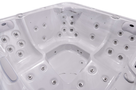 Гидромассажный спа бассейн NordicSpa Gunn (Гунн)